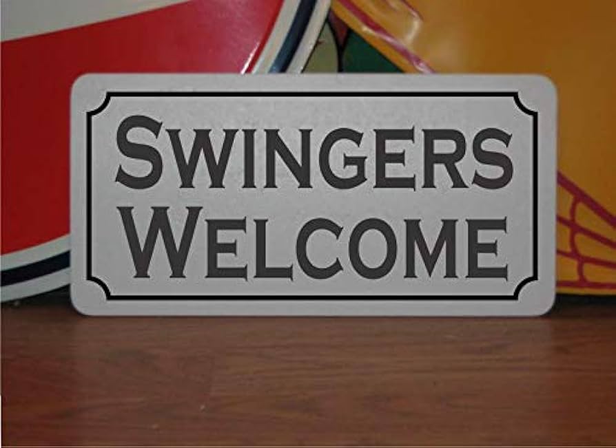 donna stobie recommends Swingers Outdoor